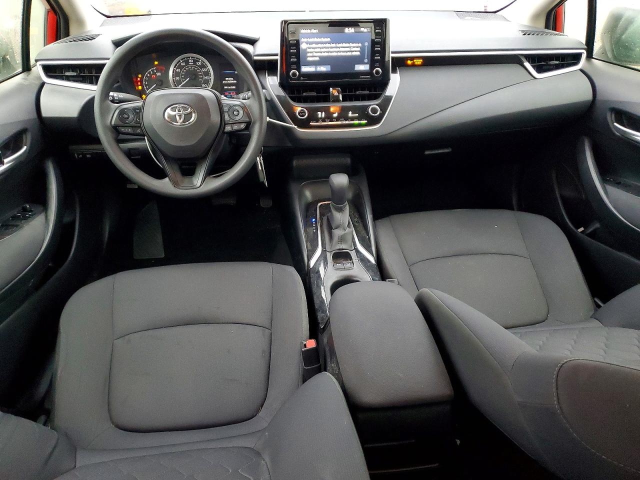 2021 TOYOTA COROLLA LE photo 8