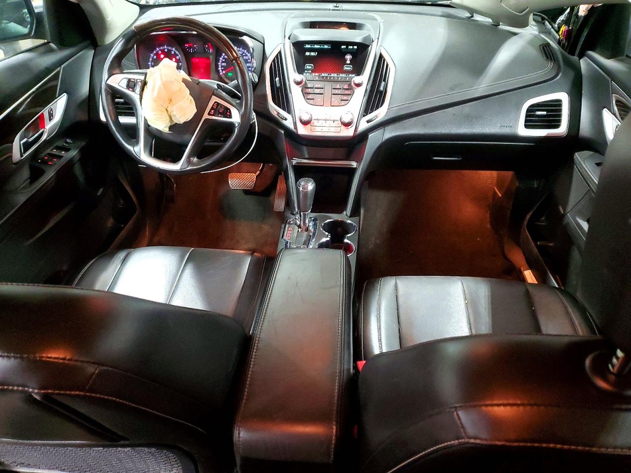 2017 GMC TERRAIN DENALI photo 8