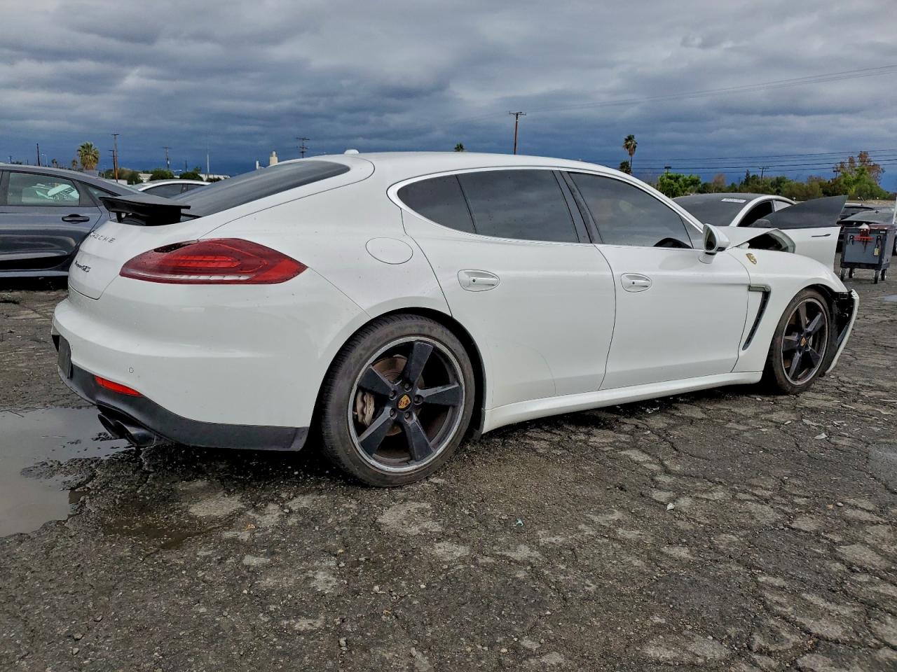2015 PORSCHE PANAMERA S photo 3