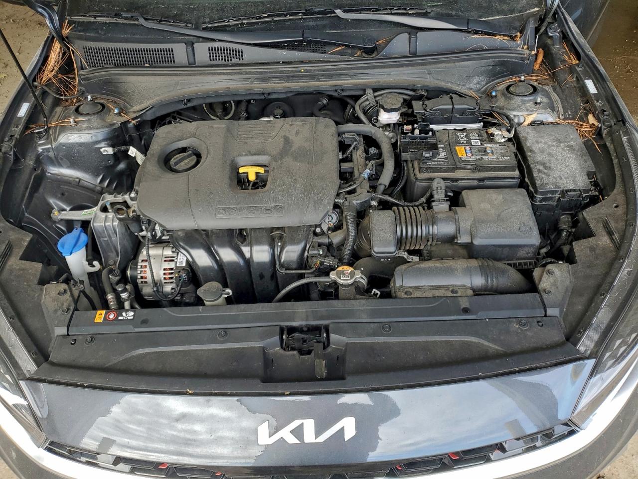 2024 KIA FORTE GT LINE photo 11