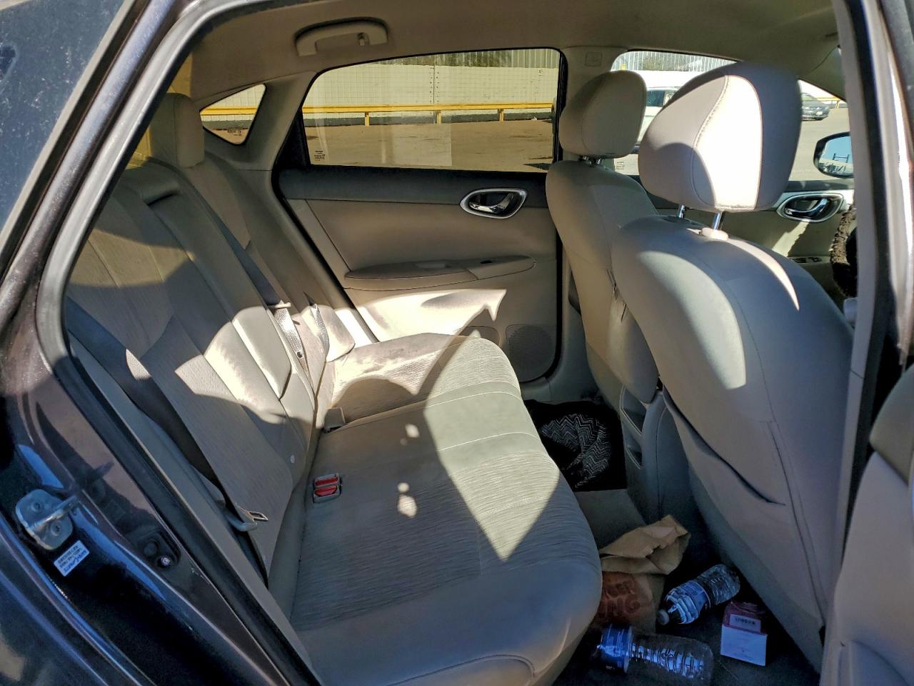 2014 NISSAN SENTRA S photo 10