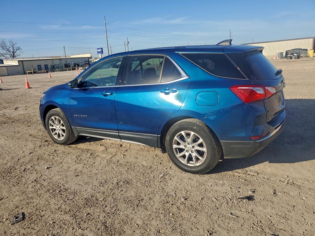 2019 CHEVROLET EQUINOX LT photo 2