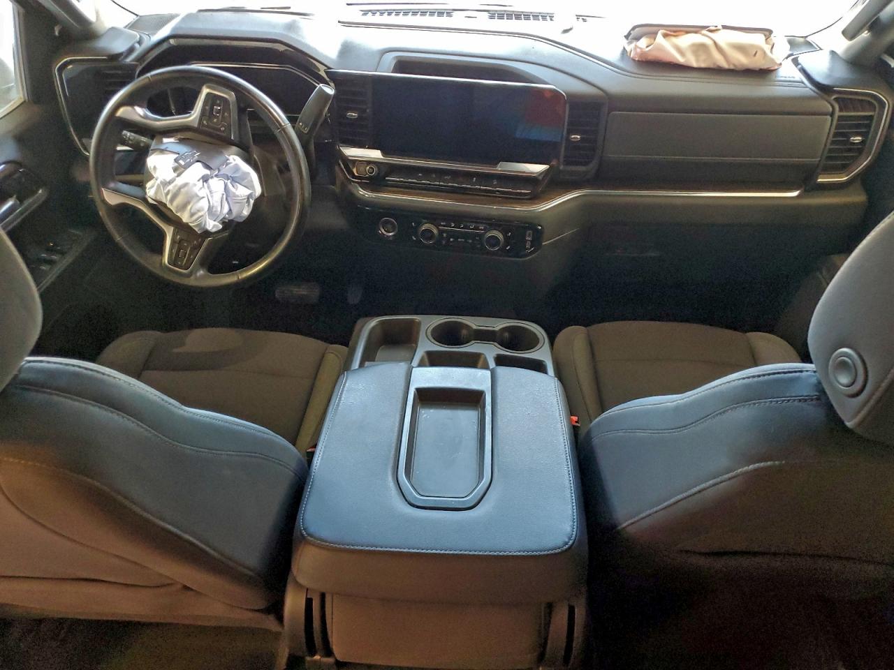 2024 CHEVROLET SILVERADO K1500 LT TRAIL BOSS photo 15