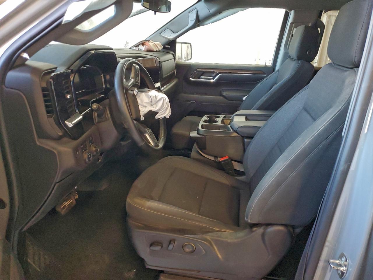 2024 CHEVROLET SILVERADO K1500 LT TRAIL BOSS photo 13