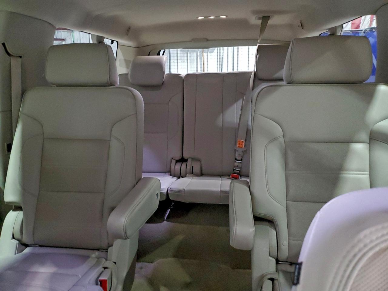 2015 GMC YUKON XL DENALI photo 10