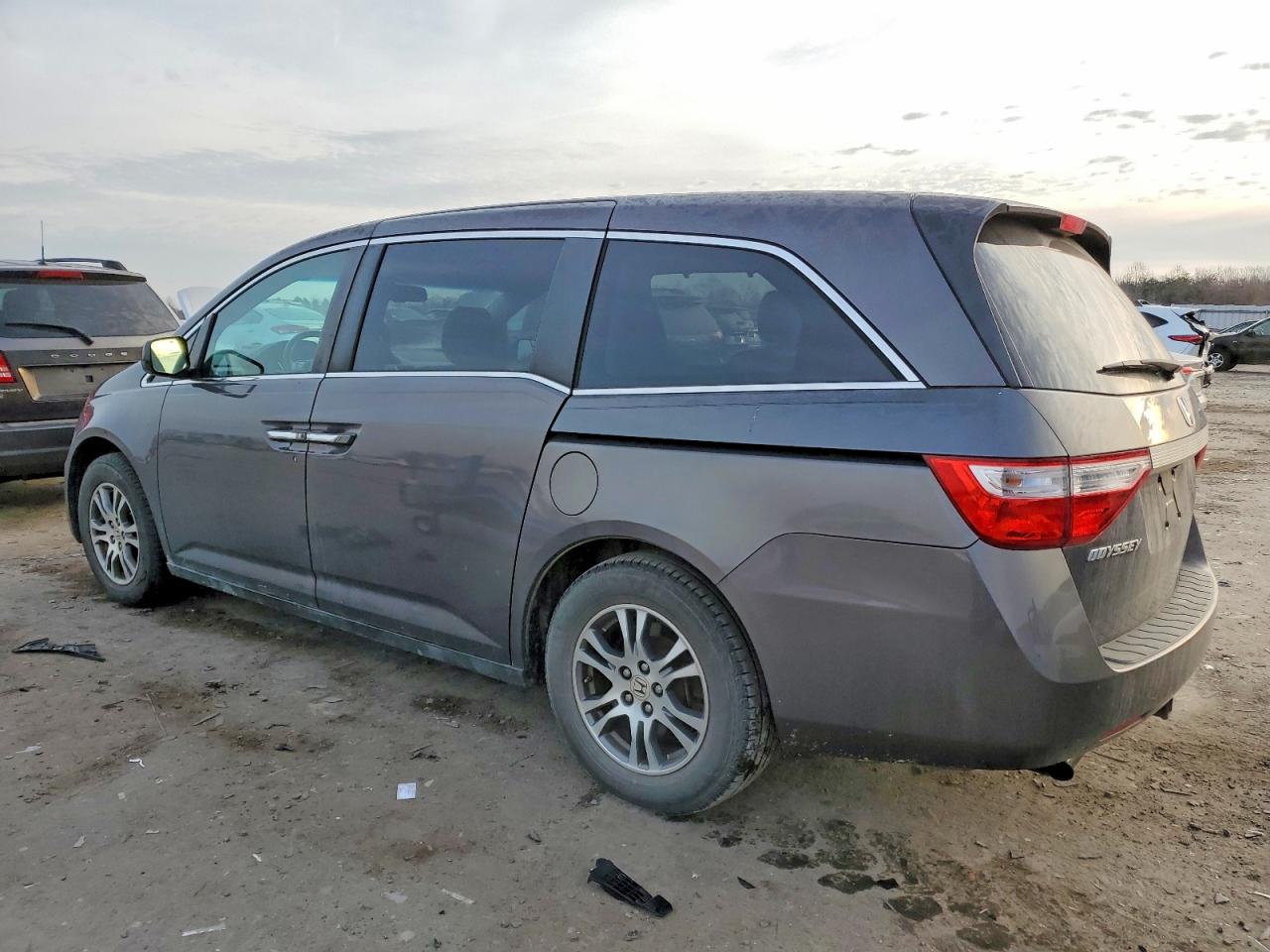 2012 HONDA ODYSSEY EXL photo 2