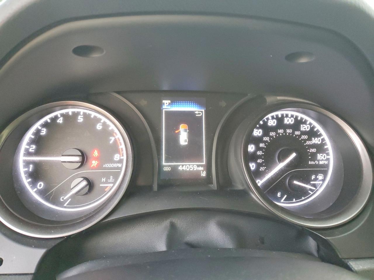 2022 TOYOTA CAMRY SE photo 9