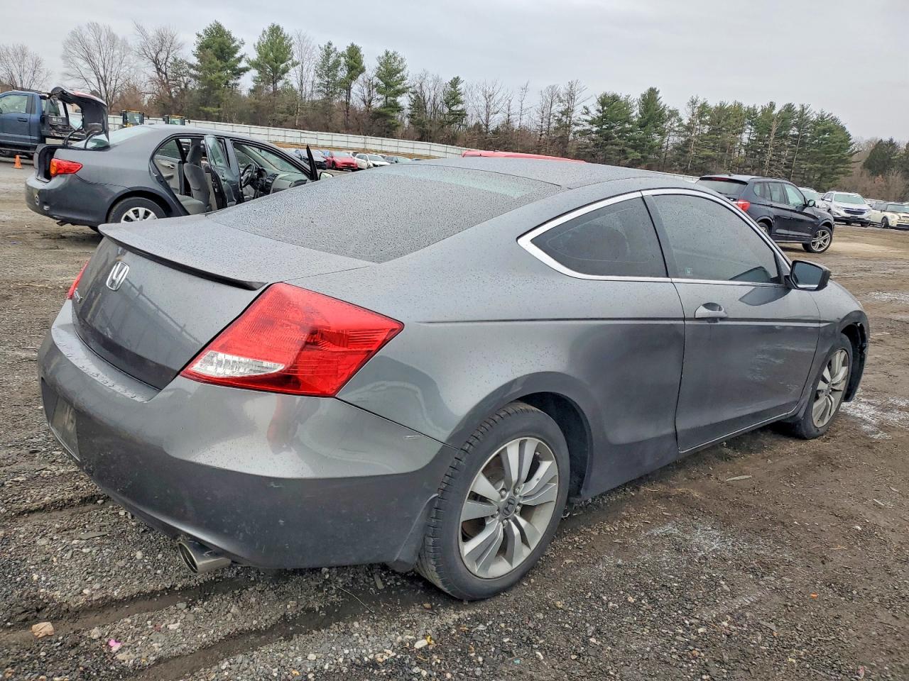2012 HONDA ACCORD LX photo 3