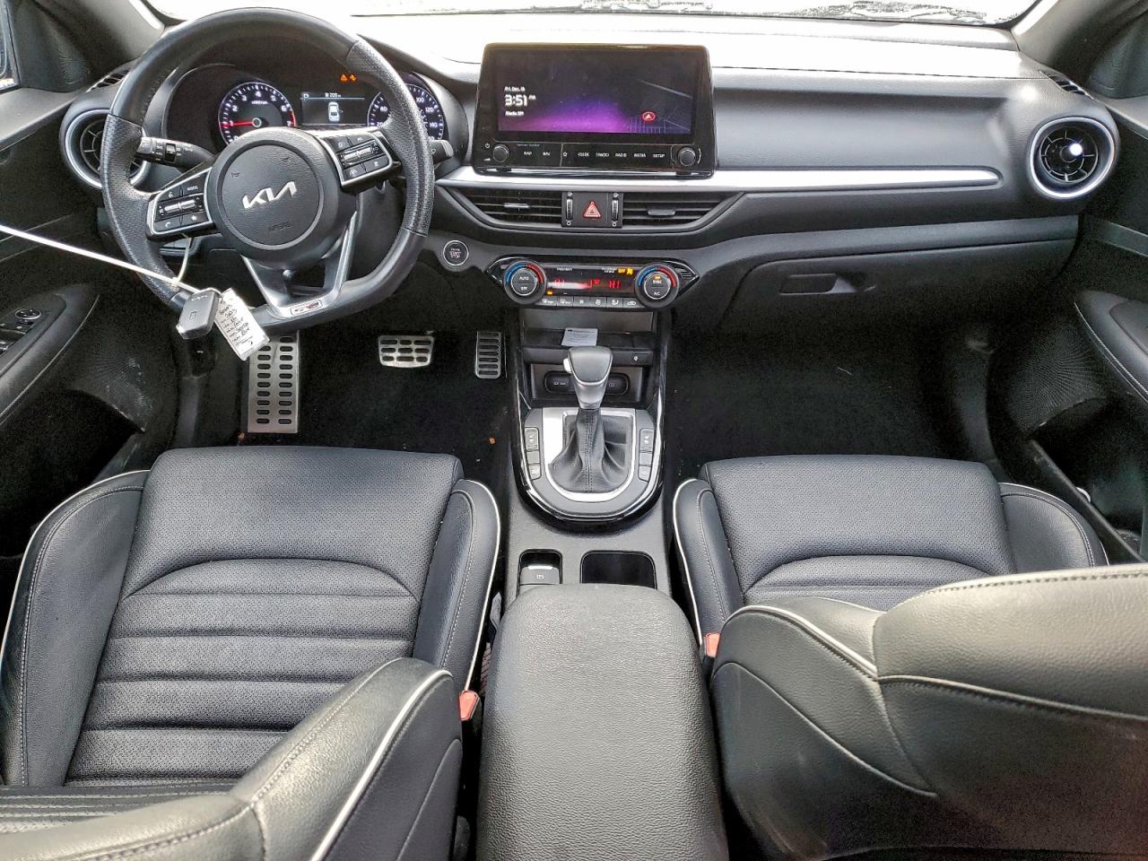 2023 KIA FORTE GT LINE photo 8