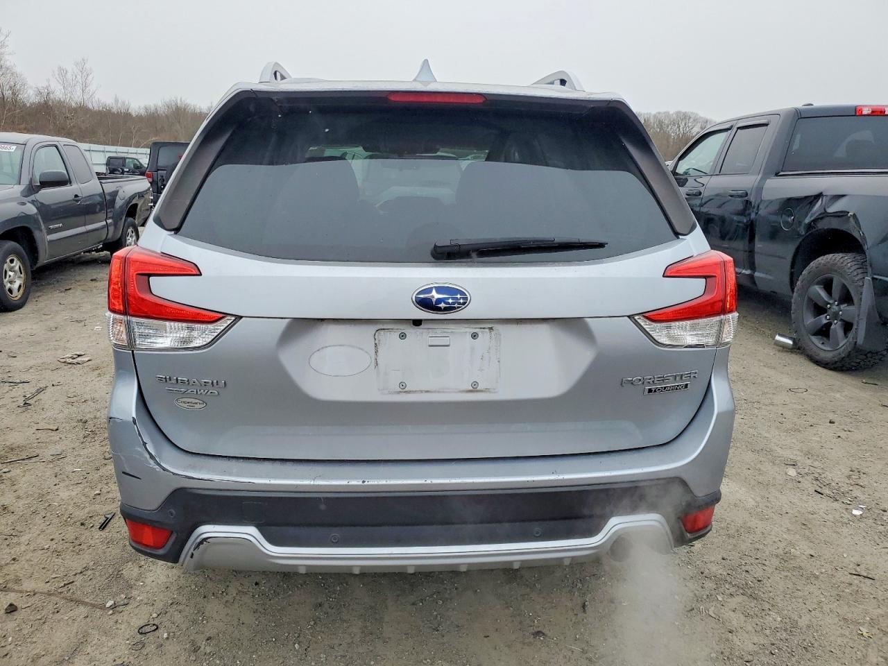 2022 SUBARU FORESTER TOURING photo 6