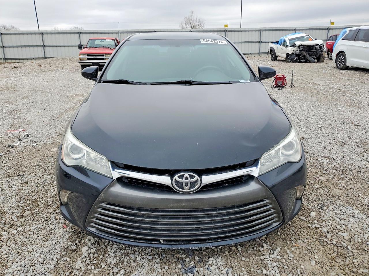 2016 TOYOTA CAMRY LE photo 5