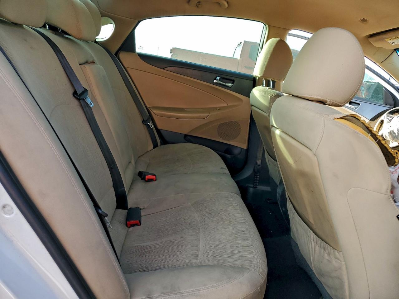 2011 HYUNDAI SONATA GLS photo 10