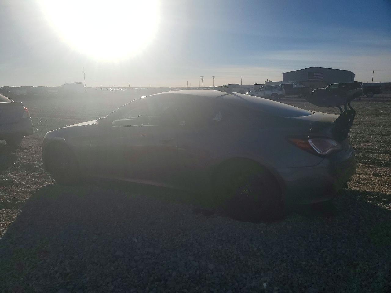 2015 HYUNDAI GENESIS COUPE 3.8 photo 2