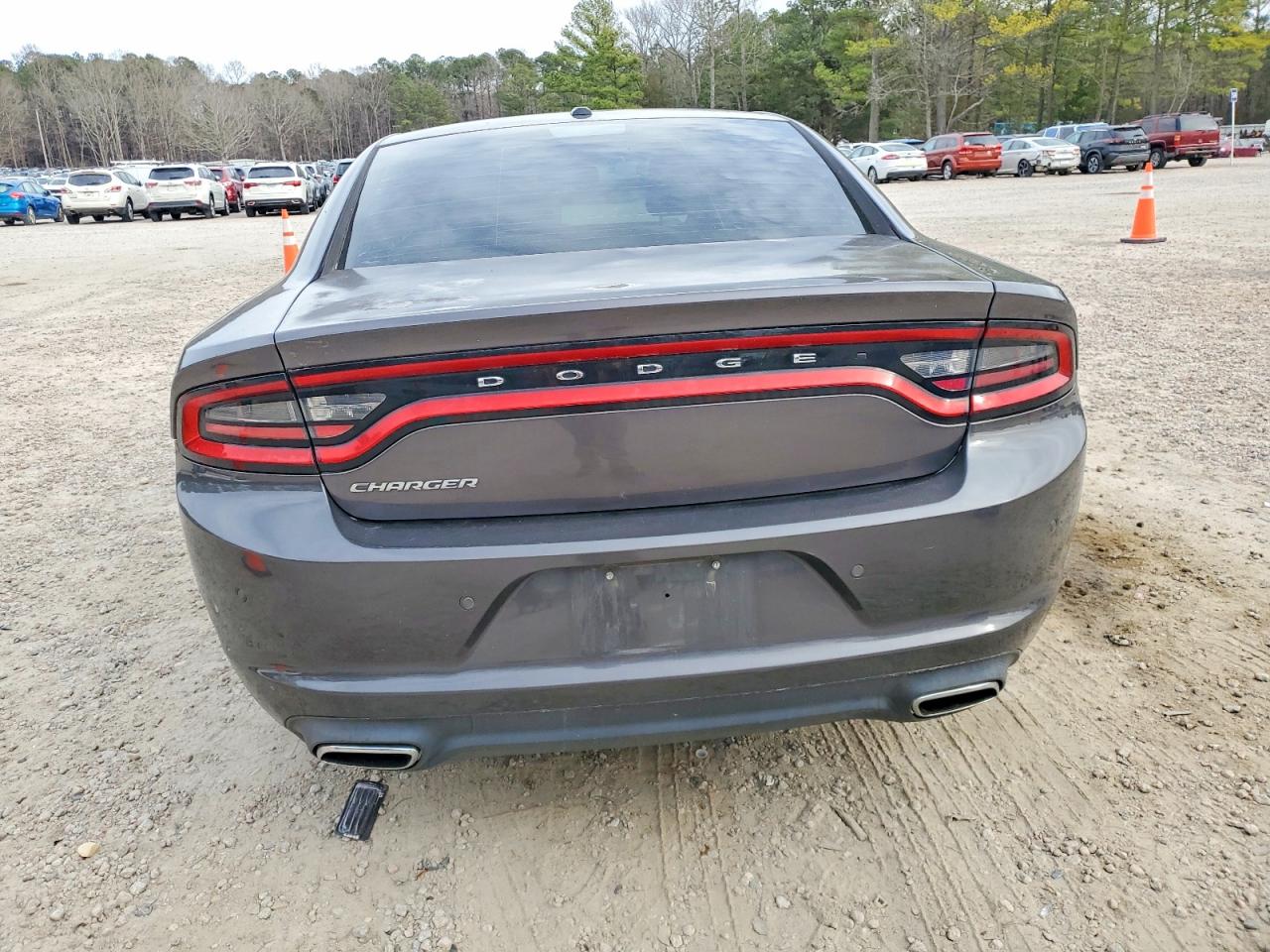 2015 DODGE CHARGER SE photo 6