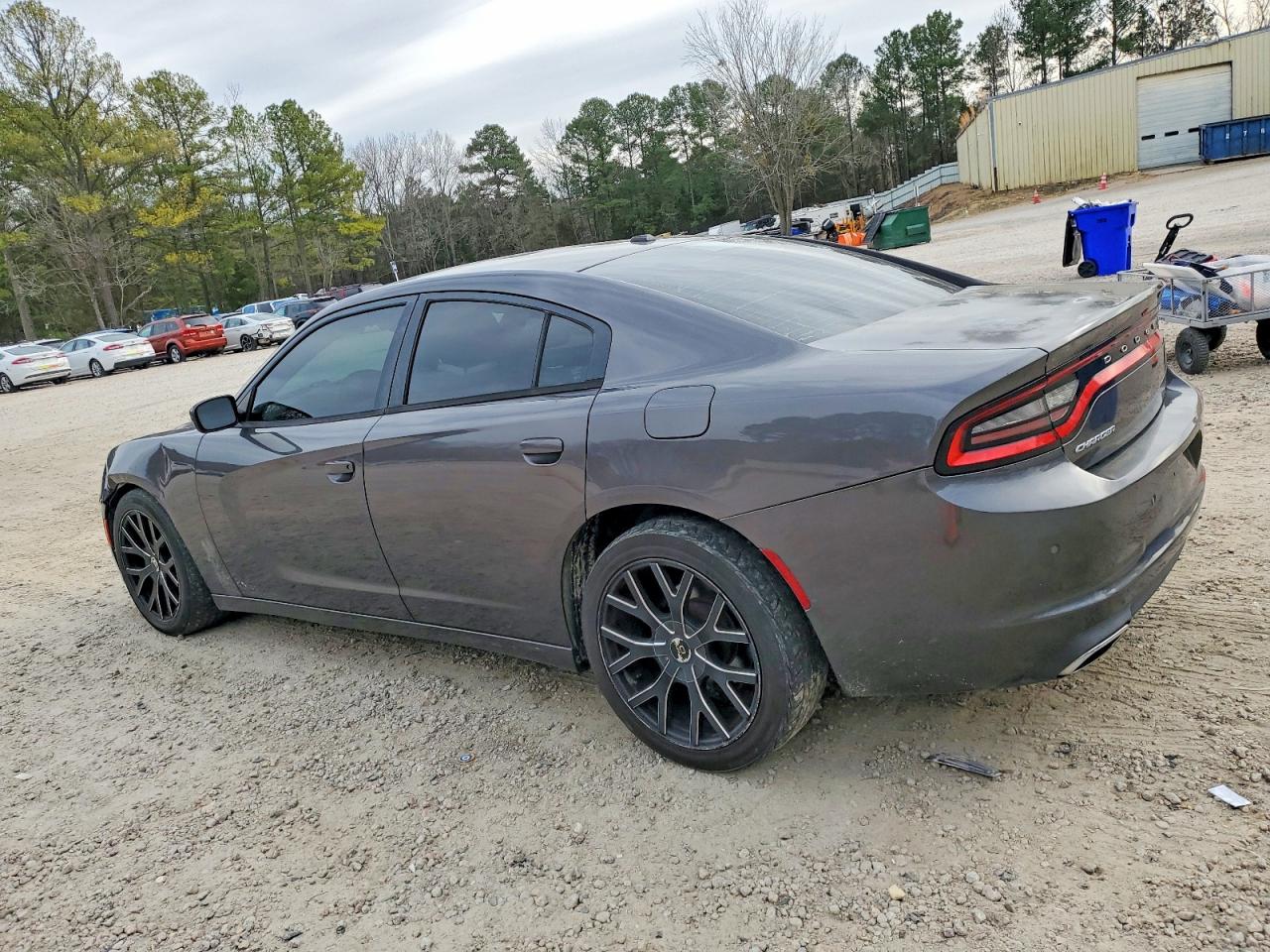 2015 DODGE CHARGER SE photo 2