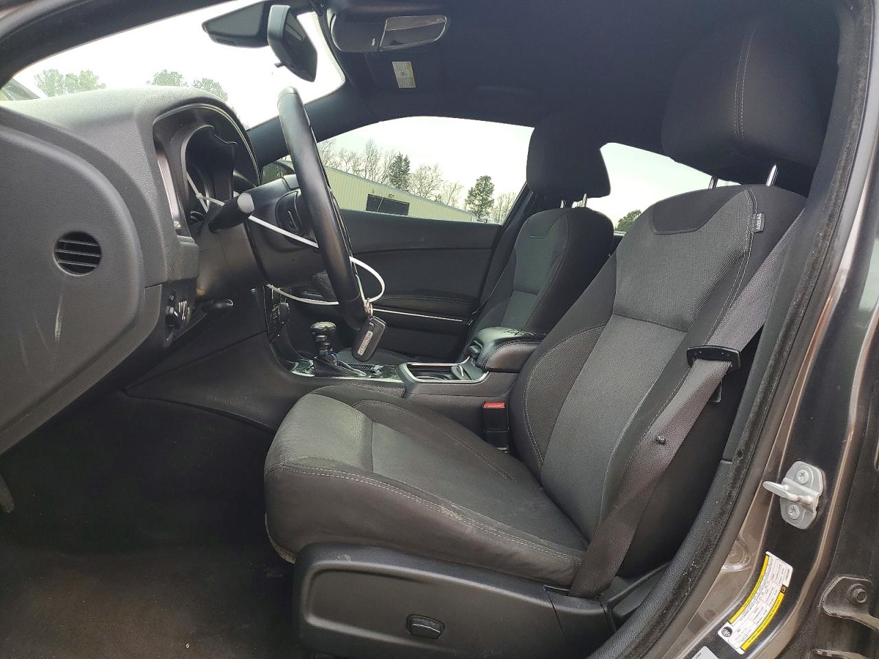 2015 DODGE CHARGER SE photo 7