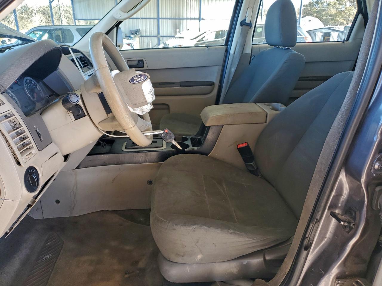 2010 FORD ESCAPE XLS photo 13