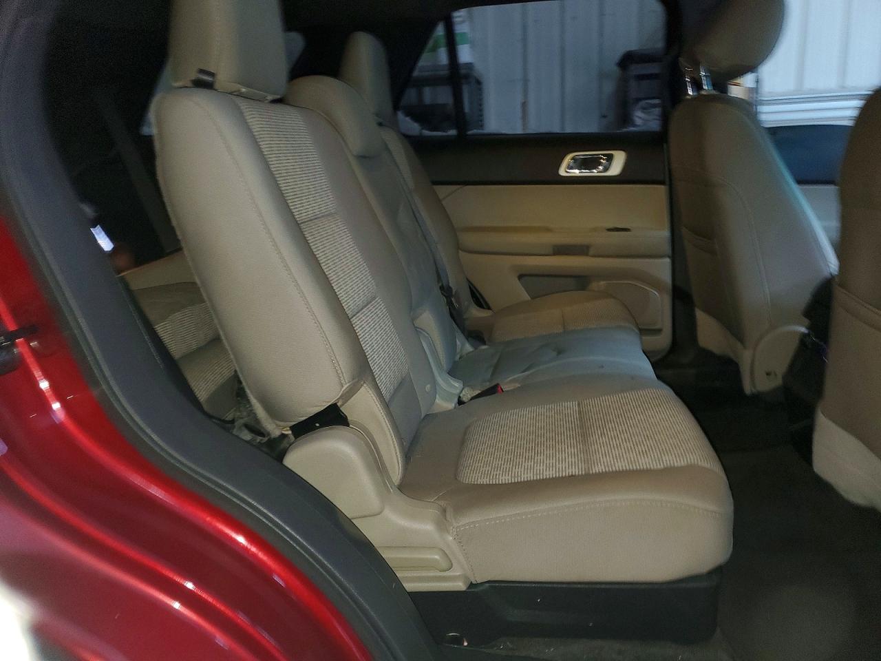 2015 FORD EXPLORER XLT photo 11