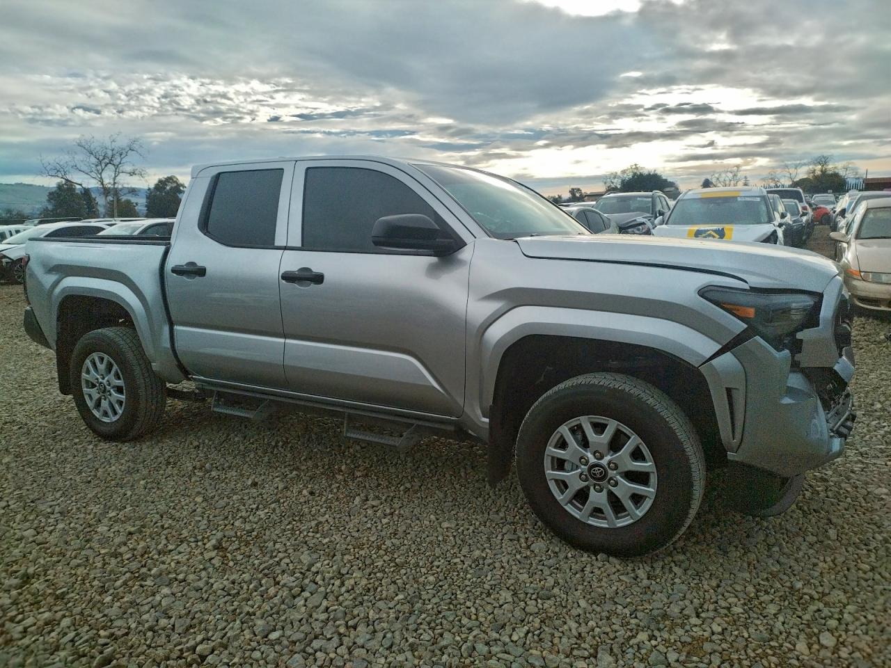 2024 TOYOTA TACOMA DOUBLE CAB photo 4