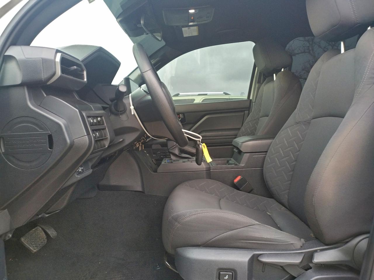 2024 TOYOTA TACOMA DOUBLE CAB photo 7