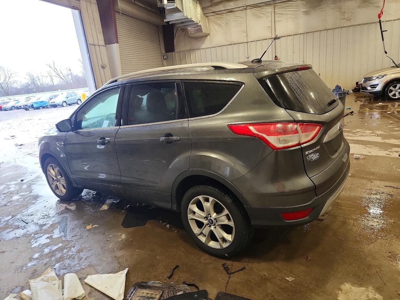 2015 FORD ESCAPE TITANIUM photo 2