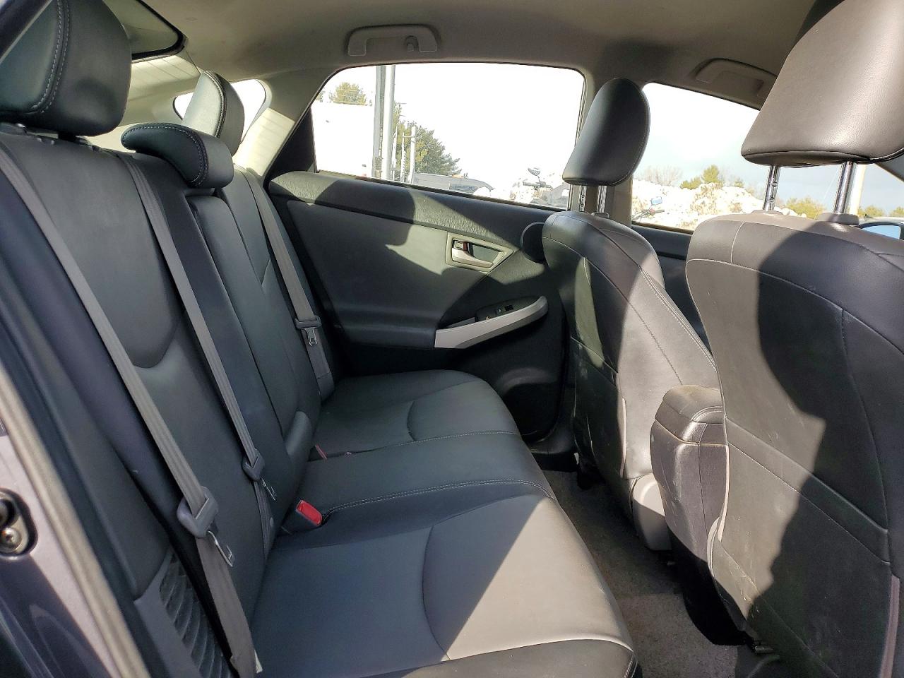 2013 TOYOTA PRIUS photo 10