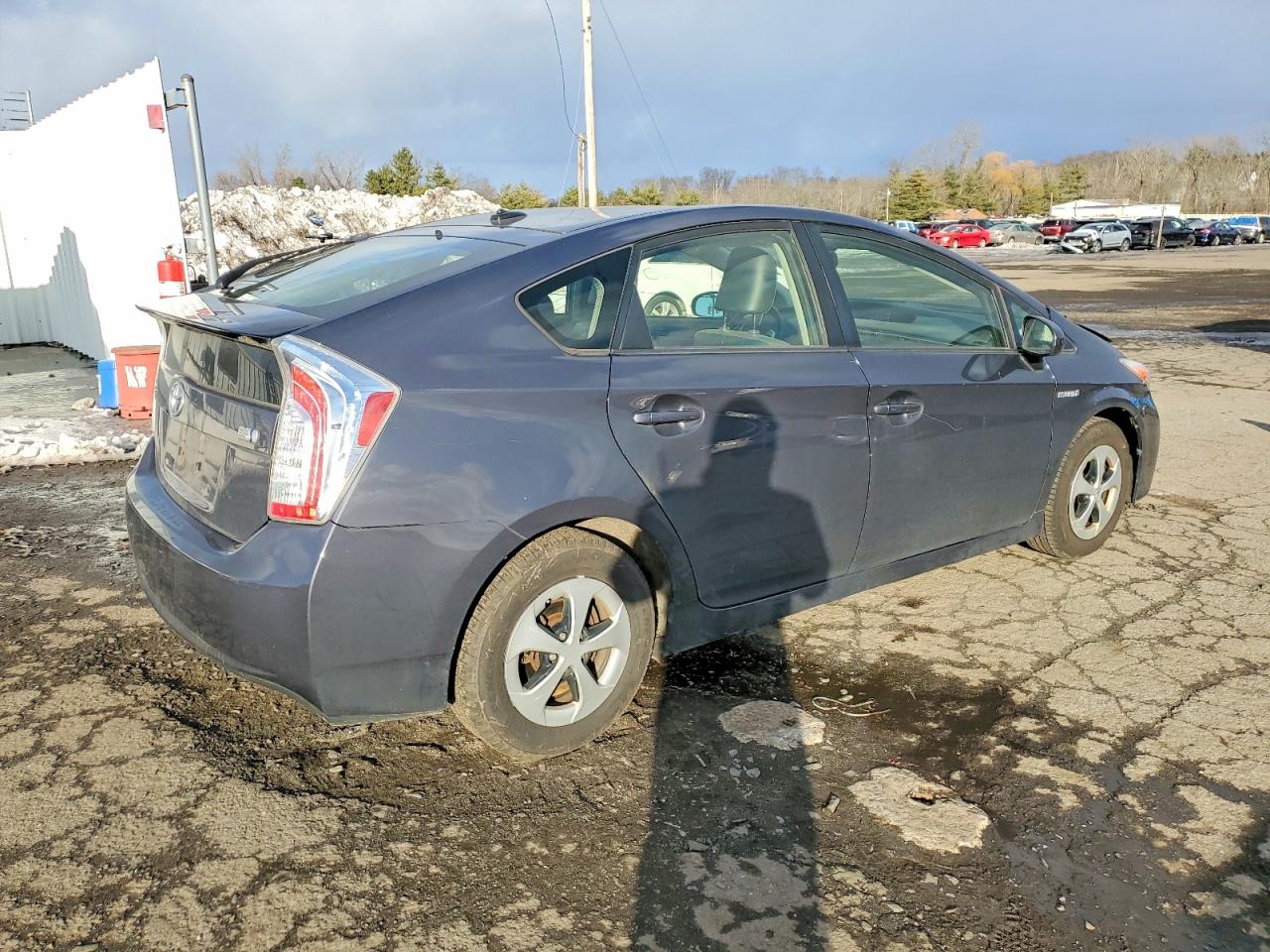2013 TOYOTA PRIUS photo 3