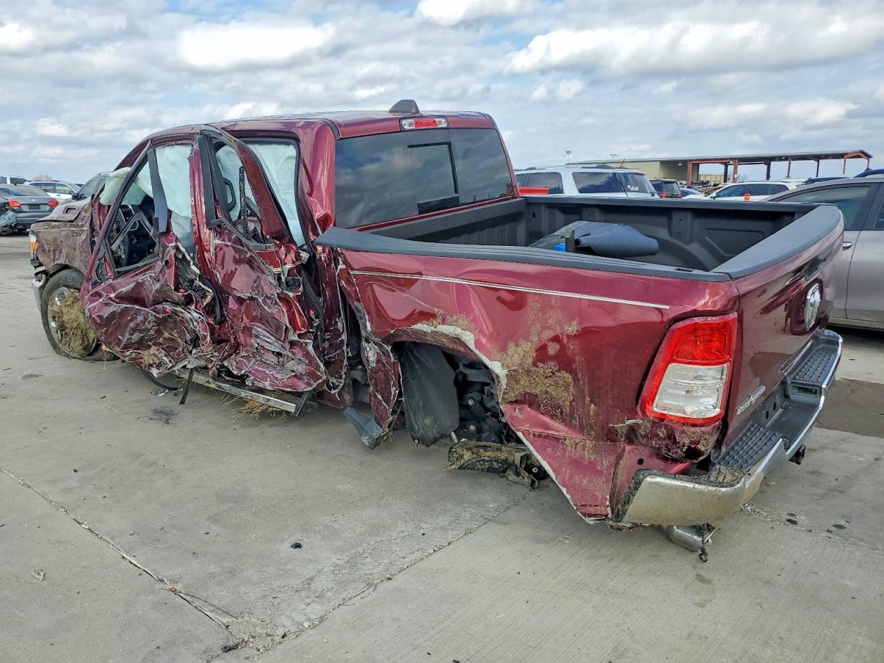 2023 RAM 1500 BIG HORN/LONE STAR photo 2