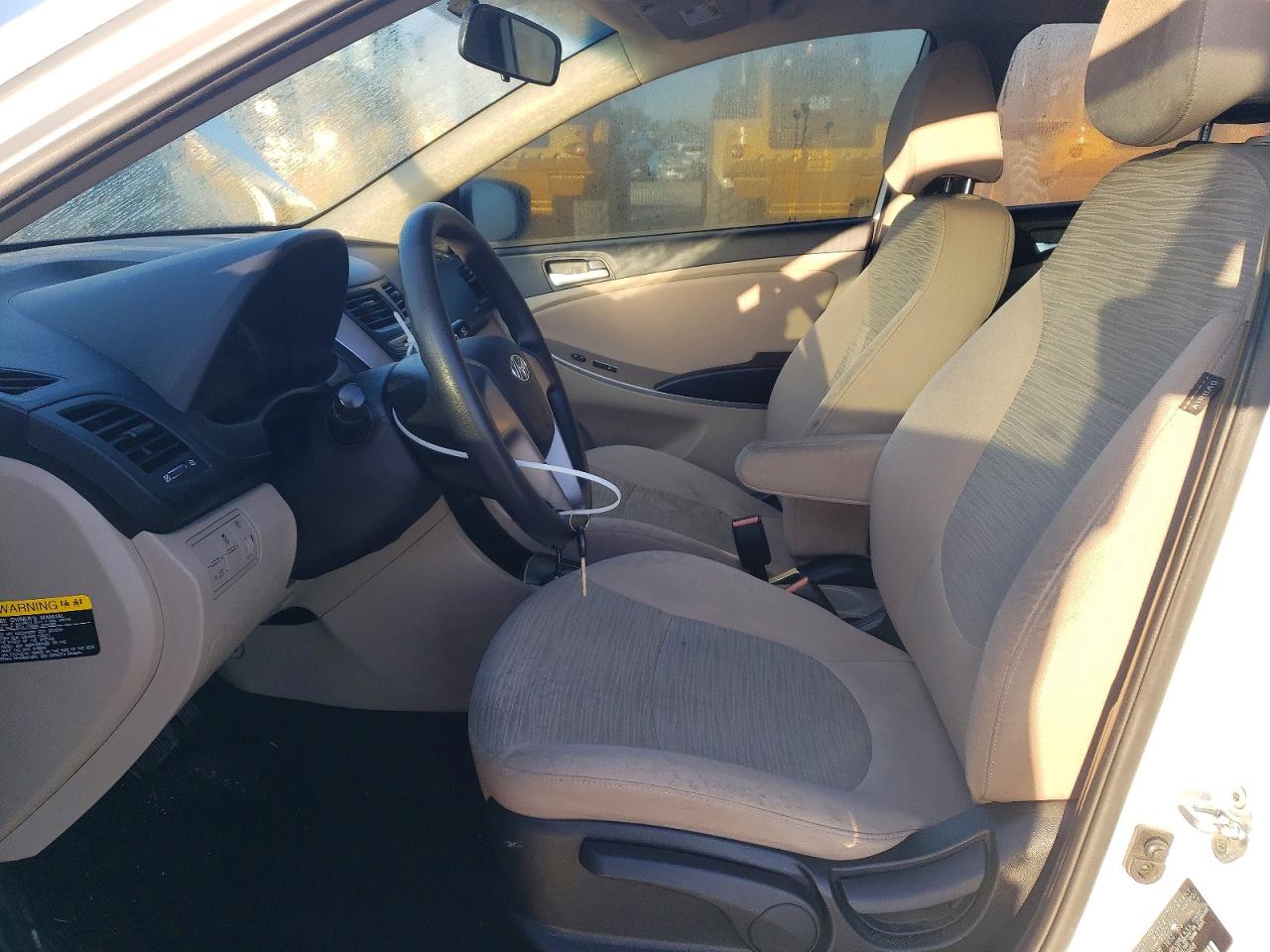 2016 HYUNDAI ACCENT SE photo 7