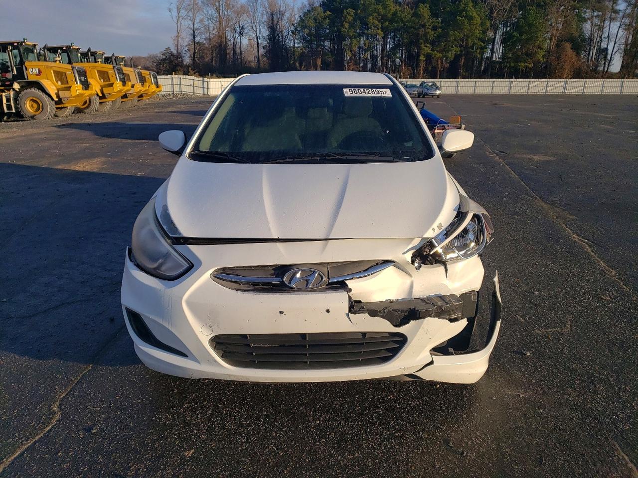 2016 HYUNDAI ACCENT SE photo 5