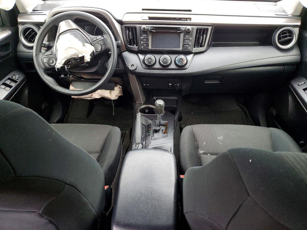 2017 TOYOTA RAV4 LE photo 15