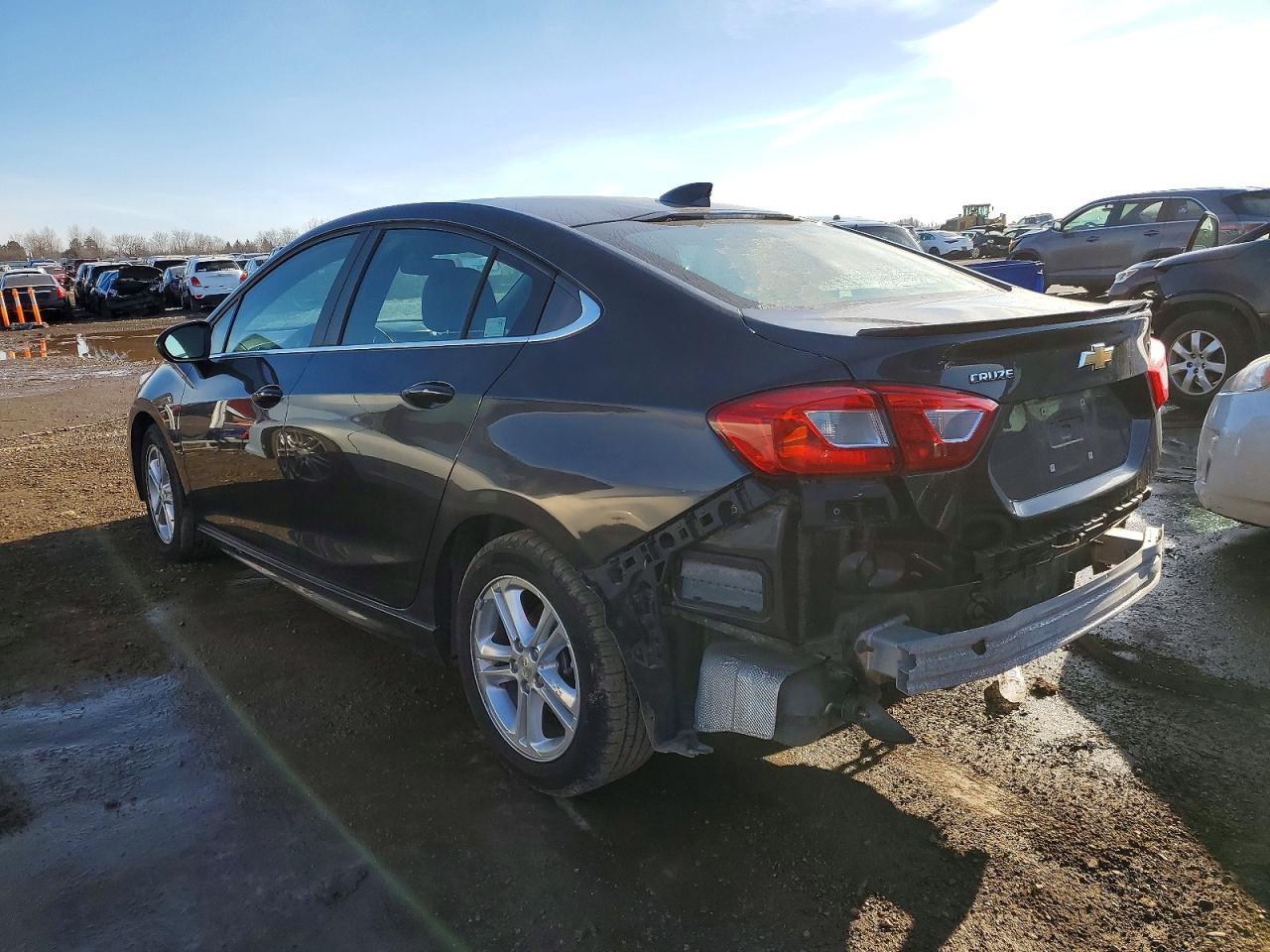 2017 CHEVROLET CRUZE LT photo 3