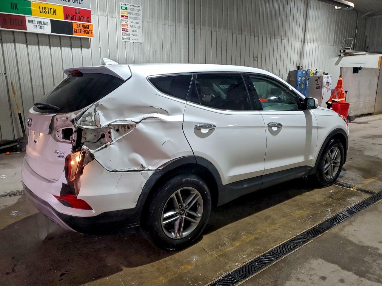 2017 HYUNDAI SANTA FE SPORT photo 3