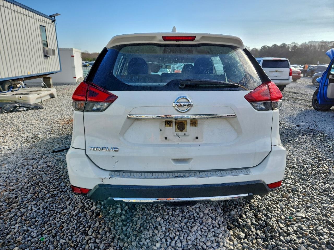 2017 NISSAN ROGUE S photo 11