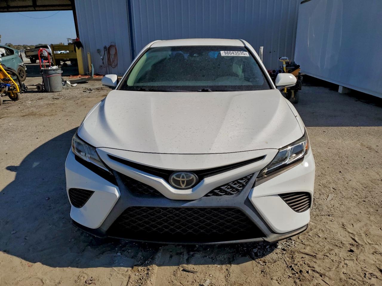 2018 TOYOTA CAMRY L photo 9