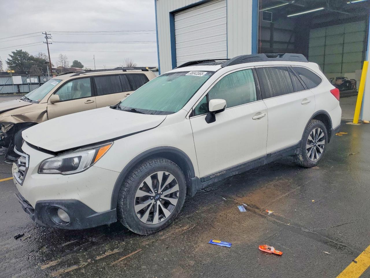 2015 SUBARU OUTBACK