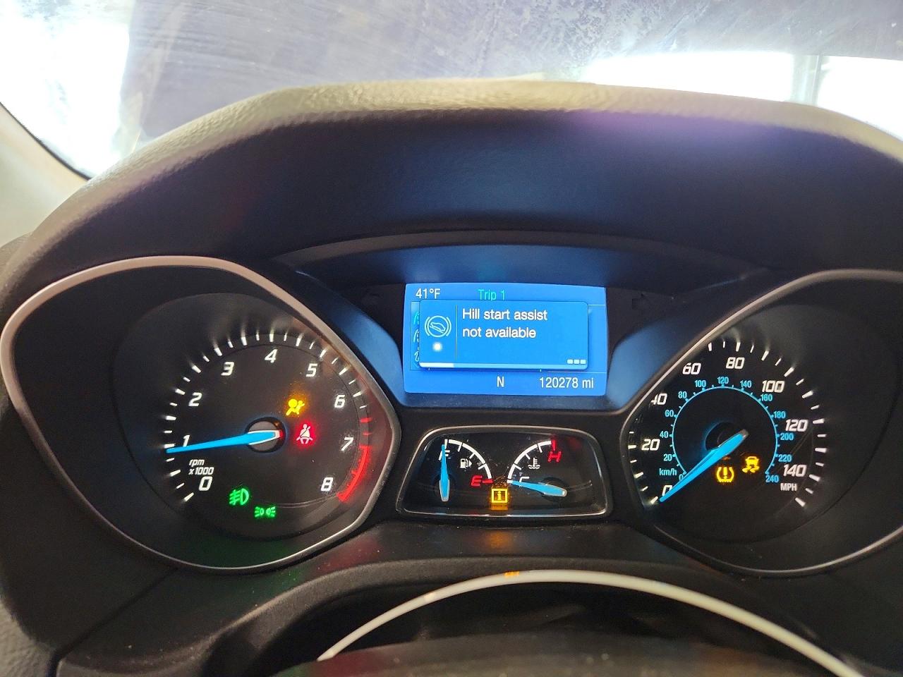 2014 FORD FOCUS SE photo 9