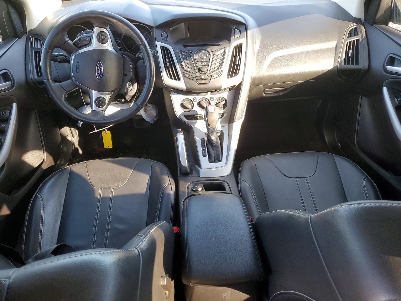 2014 FORD FOCUS SE photo 8