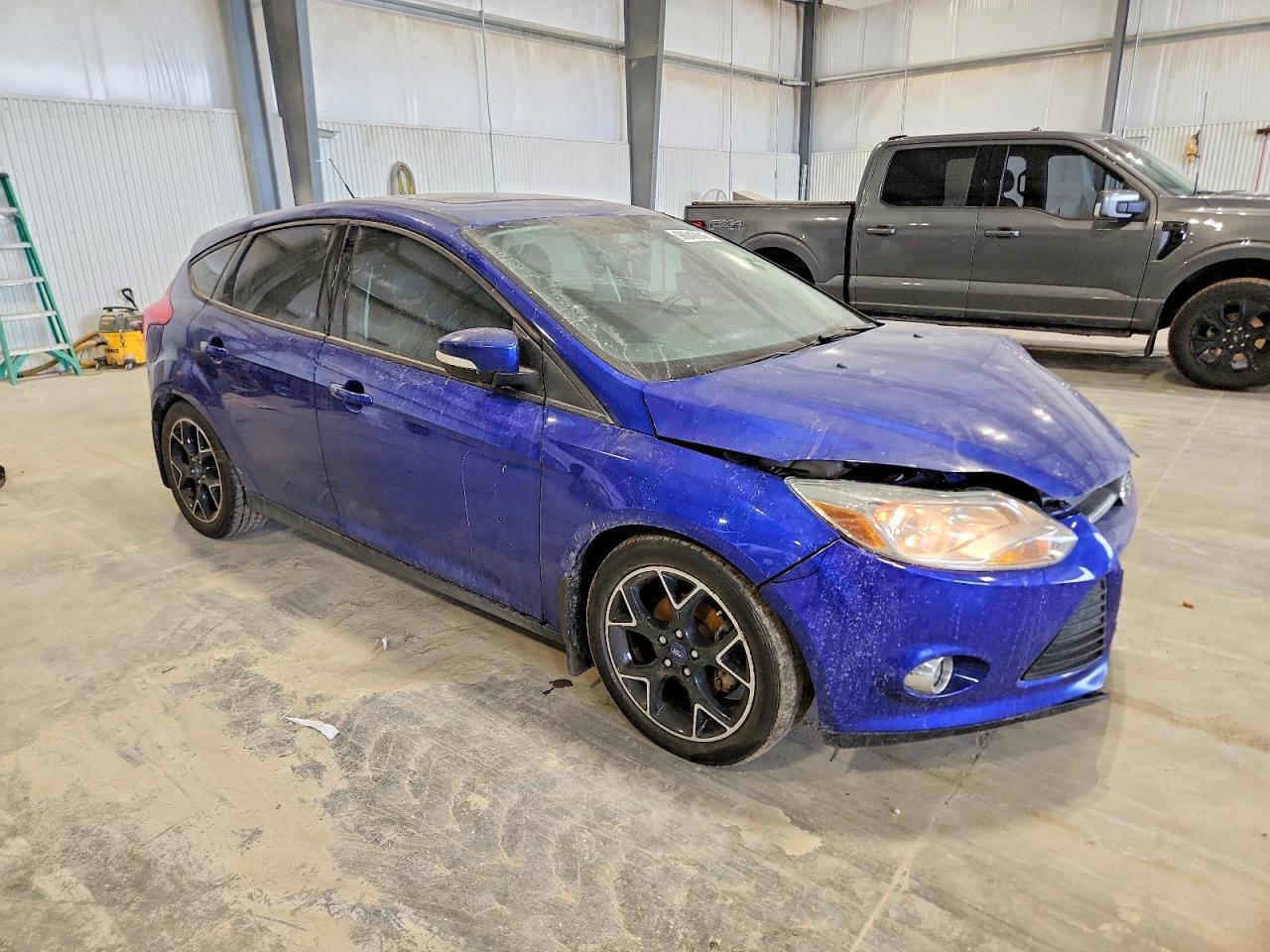 2014 FORD FOCUS SE photo 4