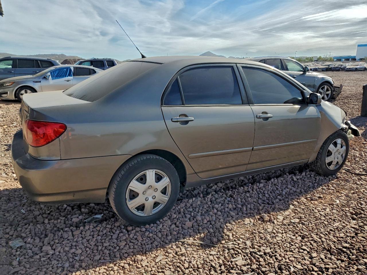 2006 TOYOTA COROLLA CE photo 3