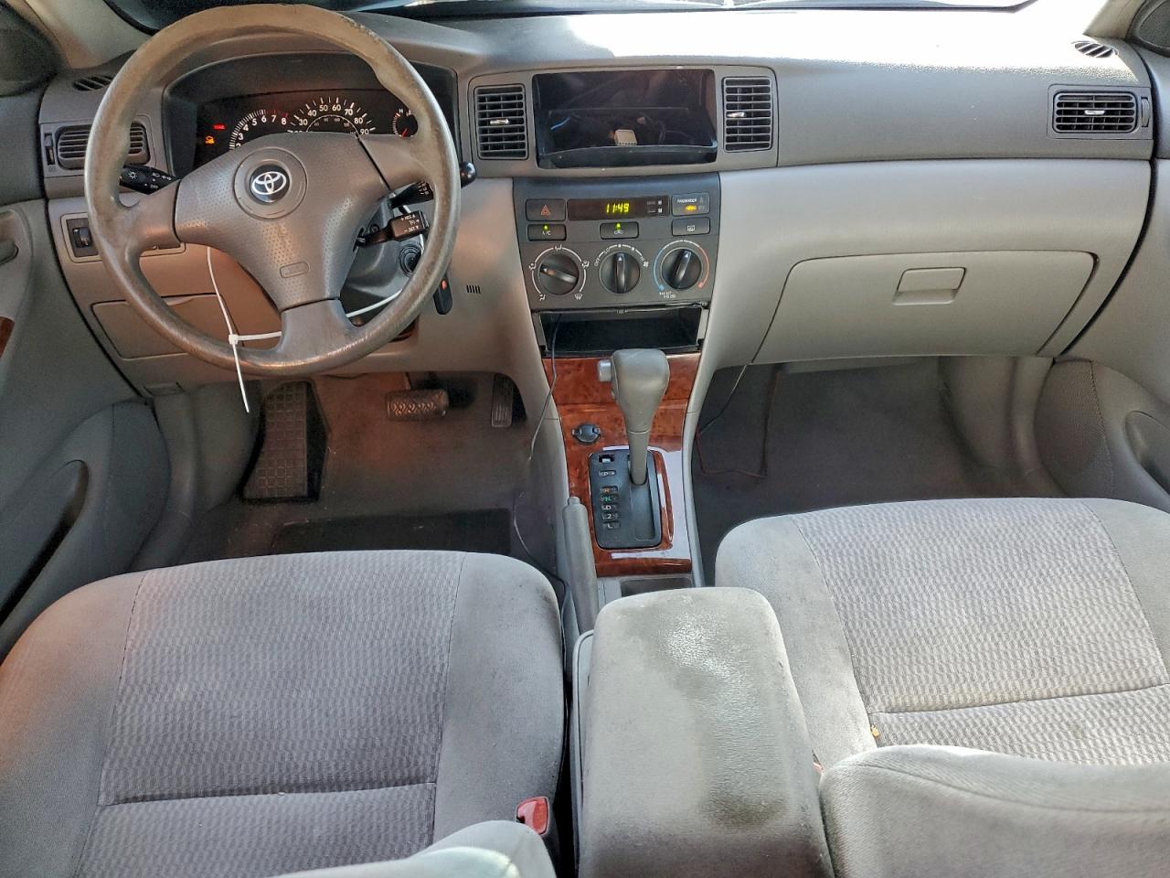 2006 TOYOTA COROLLA CE photo 8