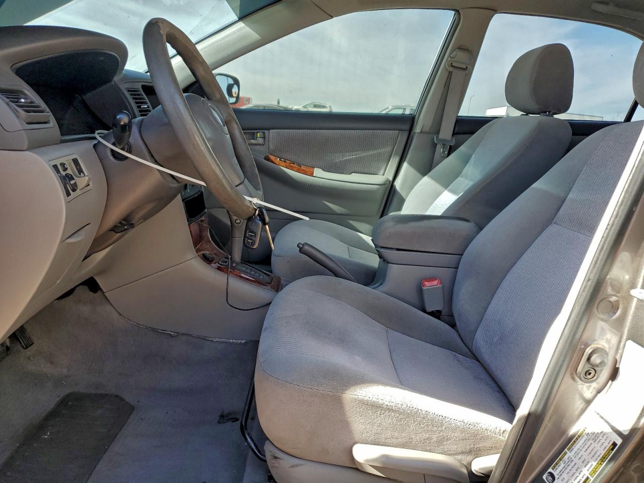 2006 TOYOTA COROLLA CE photo 7