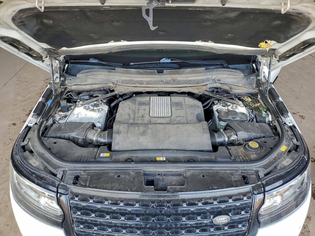 2016 LAND ROVER RANGE ROVER SUPERCHARGED photo 12