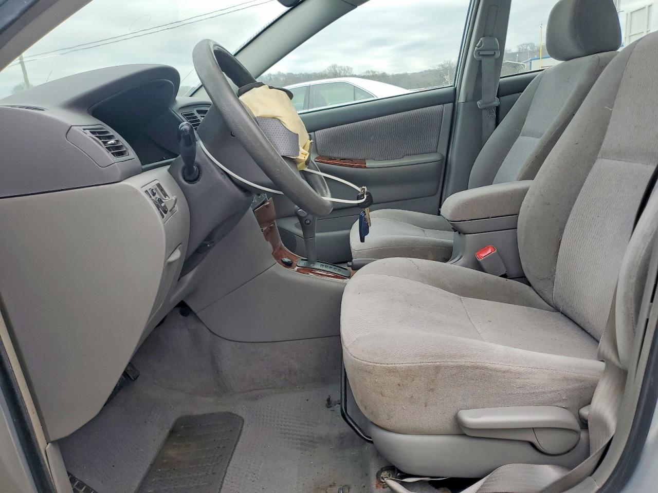 2006 TOYOTA COROLLA CE photo 7