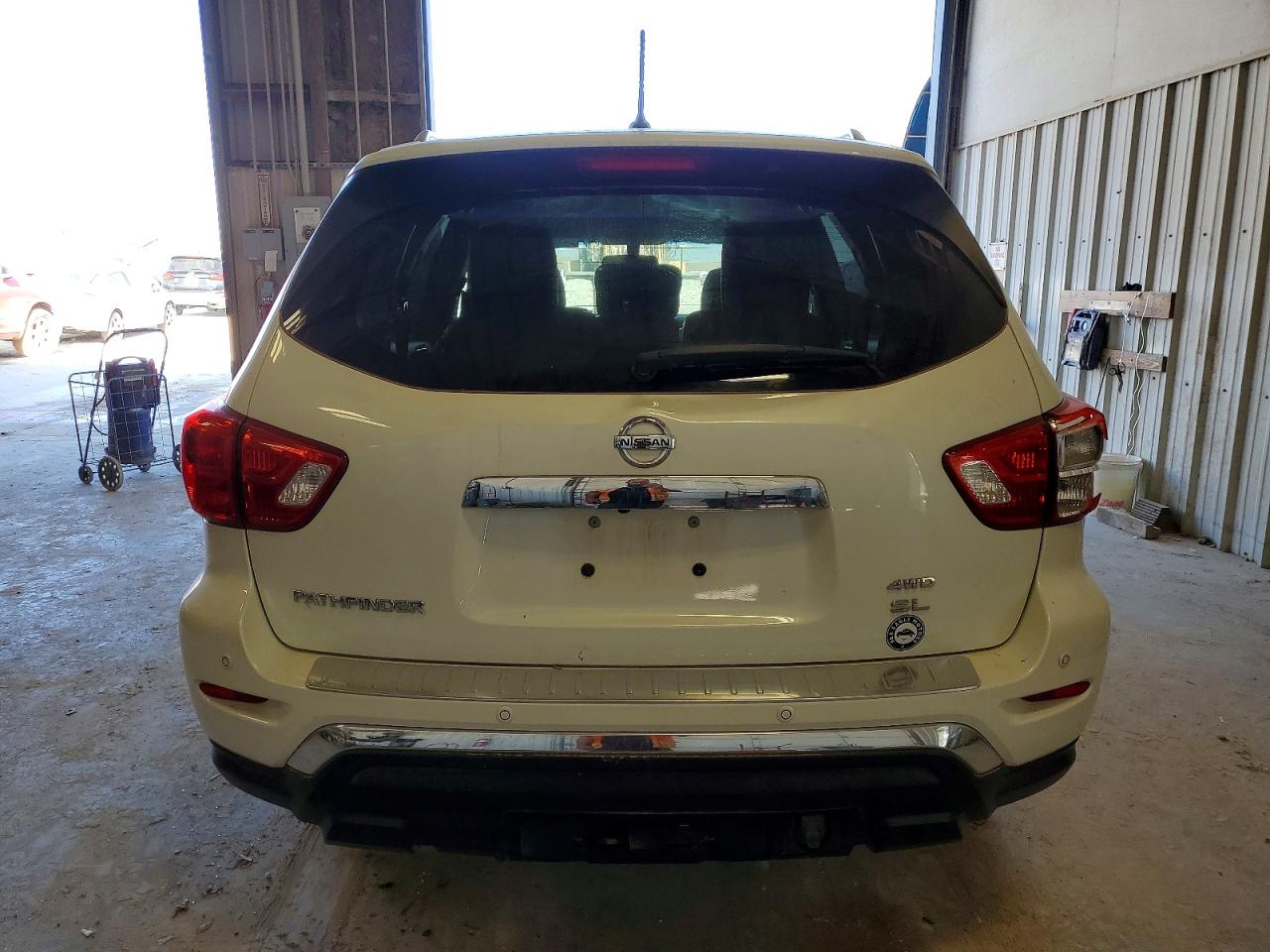 2017 NISSAN PATHFINDER S photo 6