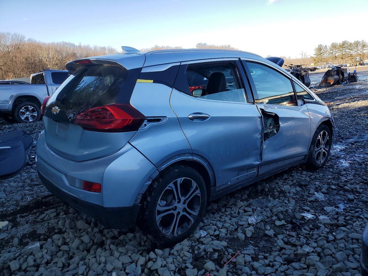 2017 CHEVROLET BOLT EV PREMIER photo 3