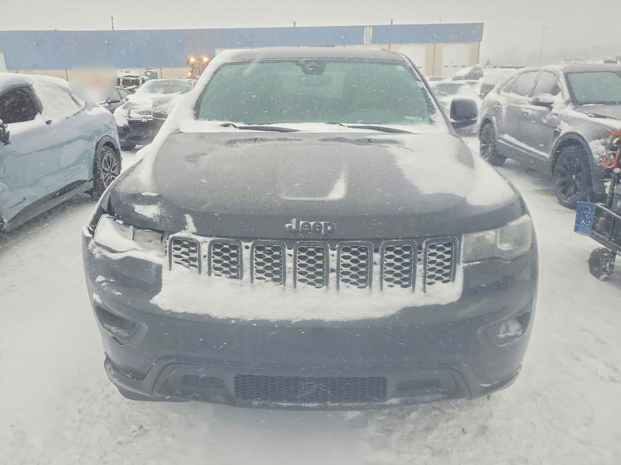 2018 JEEP GRAND CHEROKEE LAREDO photo 5
