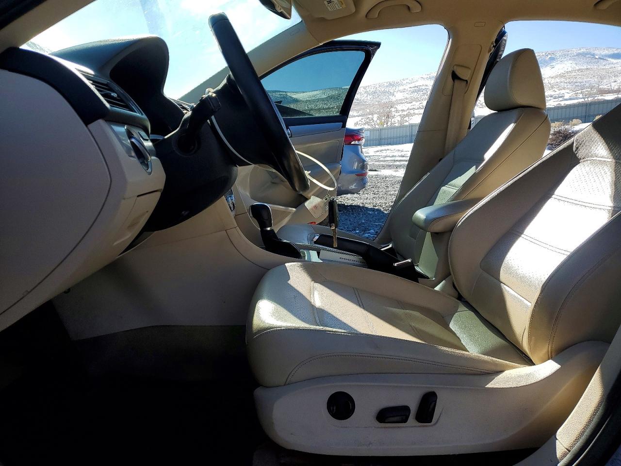 2012 VOLKSWAGEN PASSAT SE photo 7