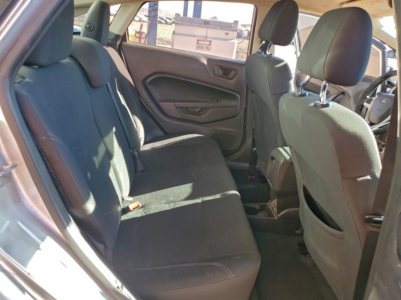 2019 FORD FIESTA SE photo 10