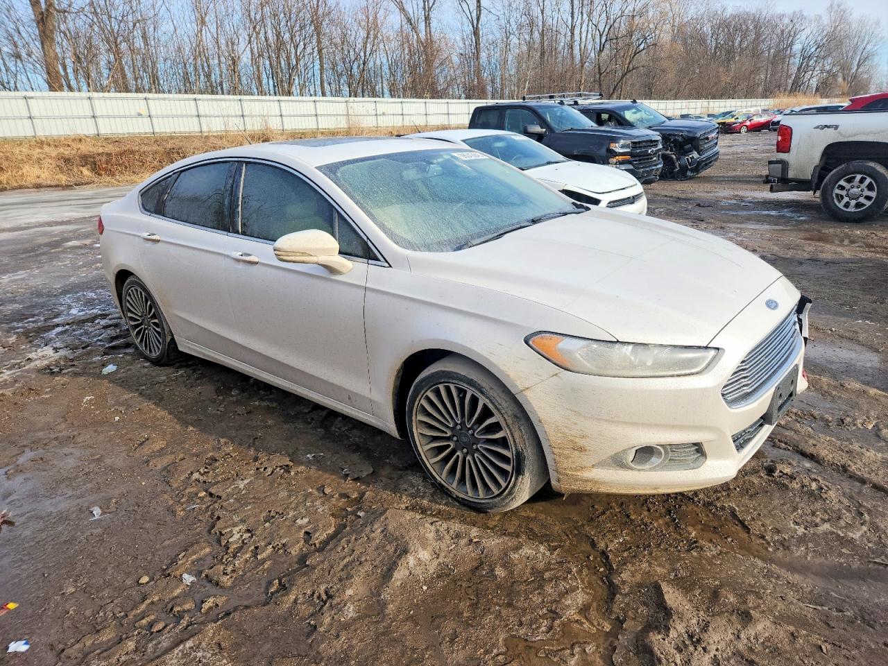 2014 FORD FUSION SE photo 4